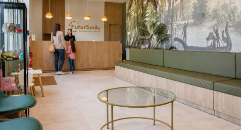 Accueil et salle d'attente du centre FuturSmile